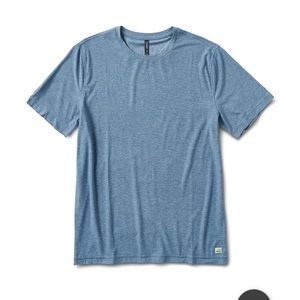 VGUC Vuori strato tech tee in cloud heather. Size Large.